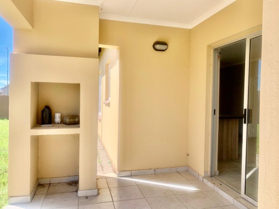 3 Bedroom Property for Sale in Waterkloof East North West